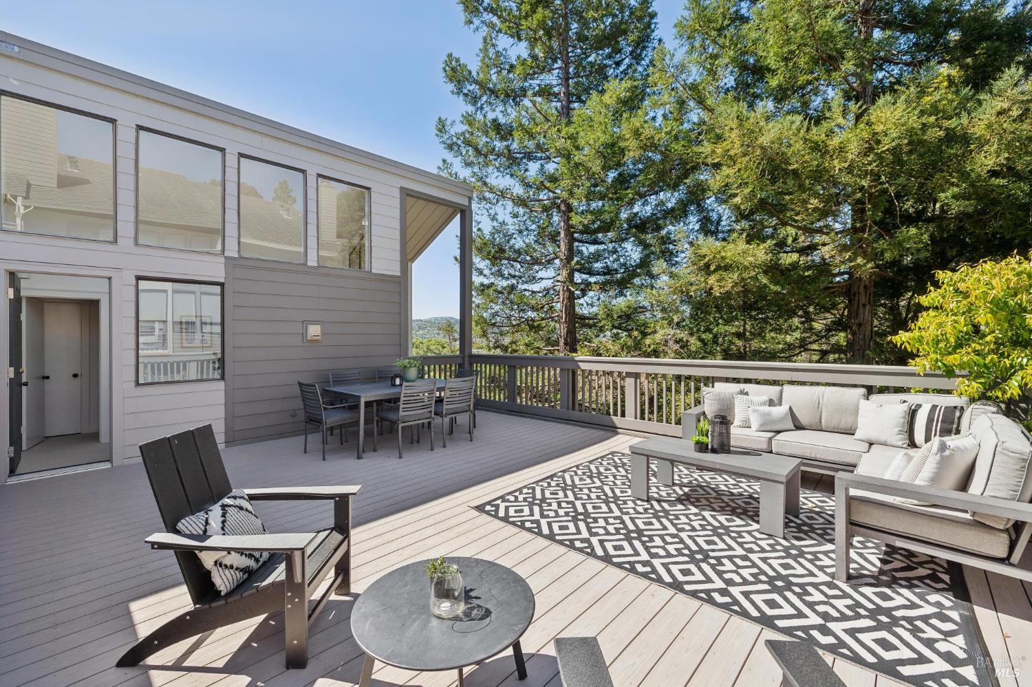 Detail Gallery Image 25 of 25 For 121 Professional Center Pkwy, San Rafael,  CA 94903 - 3 Beds | 2/1 Baths