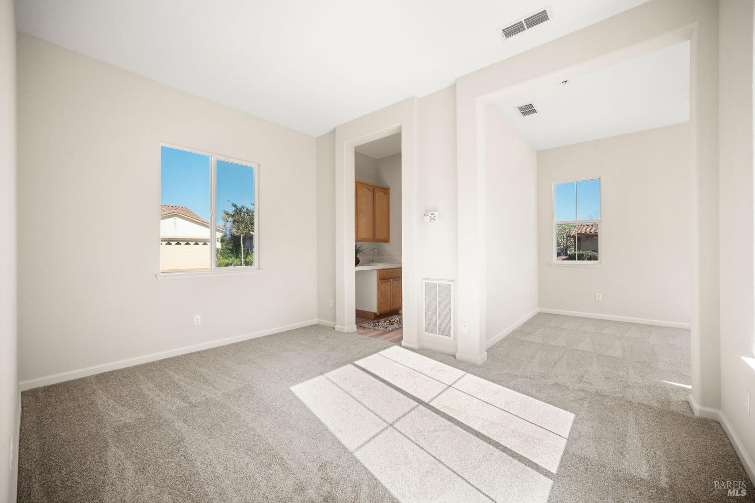 Detail Gallery Image 27 of 77 For 377 Shadow Creek Dr, Rio Vista,  CA 94571 - 2 Beds | 3/1 Baths