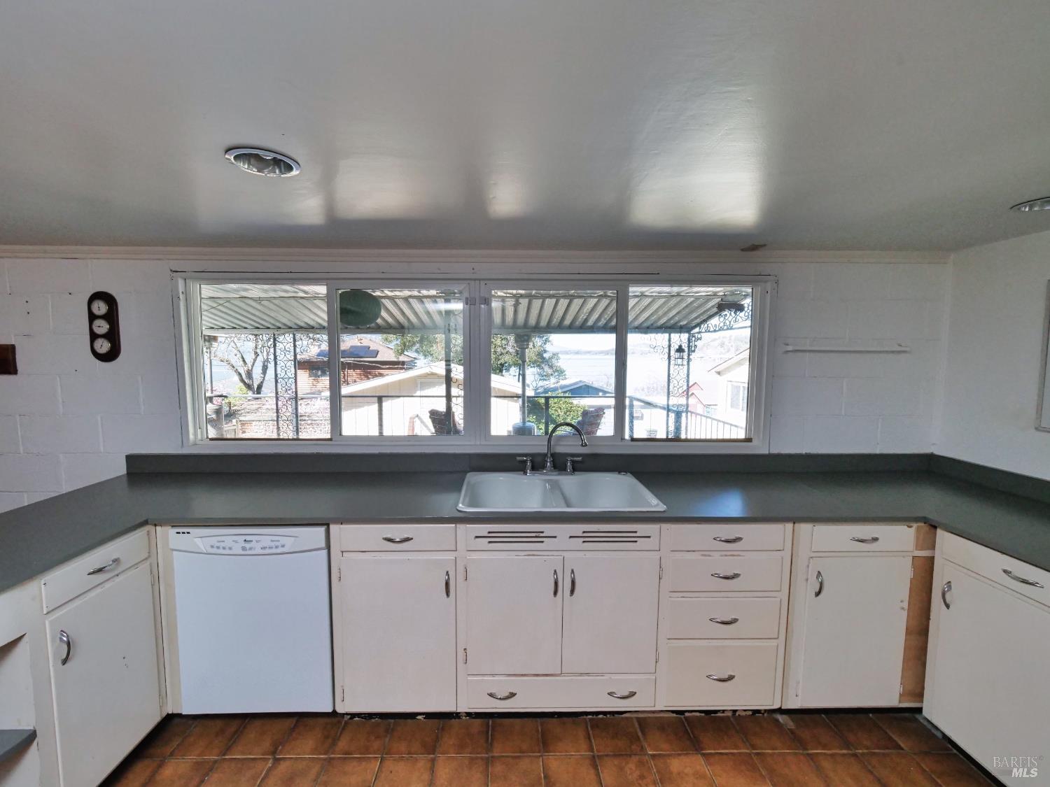 Detail Gallery Image 28 of 79 For 11485 Lakeshore Dr, Clearlake,  CA 95422 - 3 Beds | 1 Baths