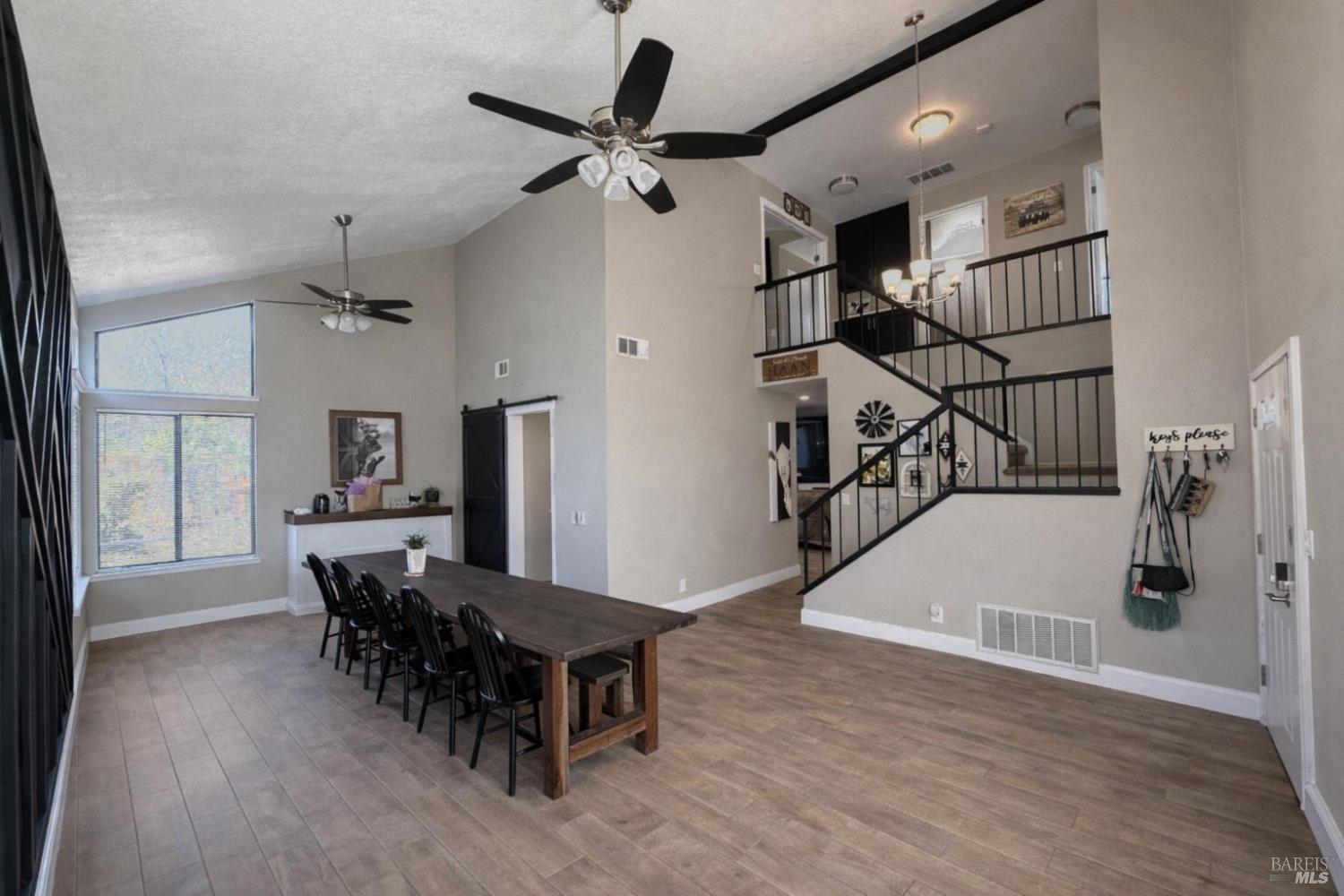 Detail Gallery Image 6 of 15 For 406 Lupine Cir, Vacaville,  CA 95687 - 3 Beds | 2/1 Baths