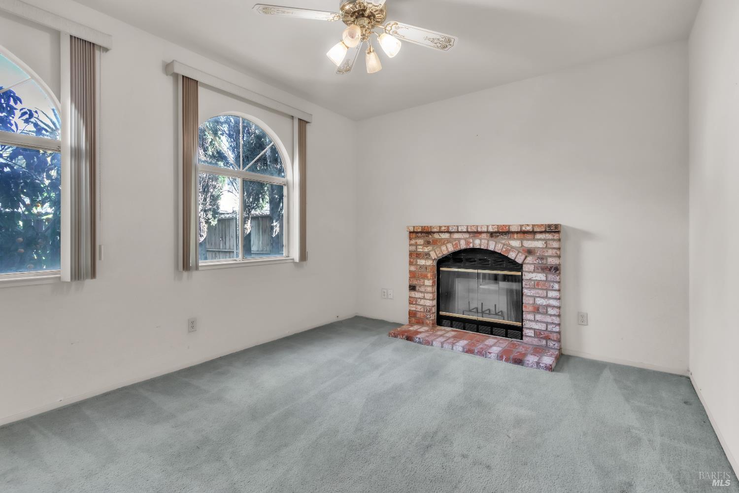 Detail Gallery Image 10 of 39 For 356 Jacaranda Dr, Suisun City,  CA 94585 - 3 Beds | 2/1 Baths