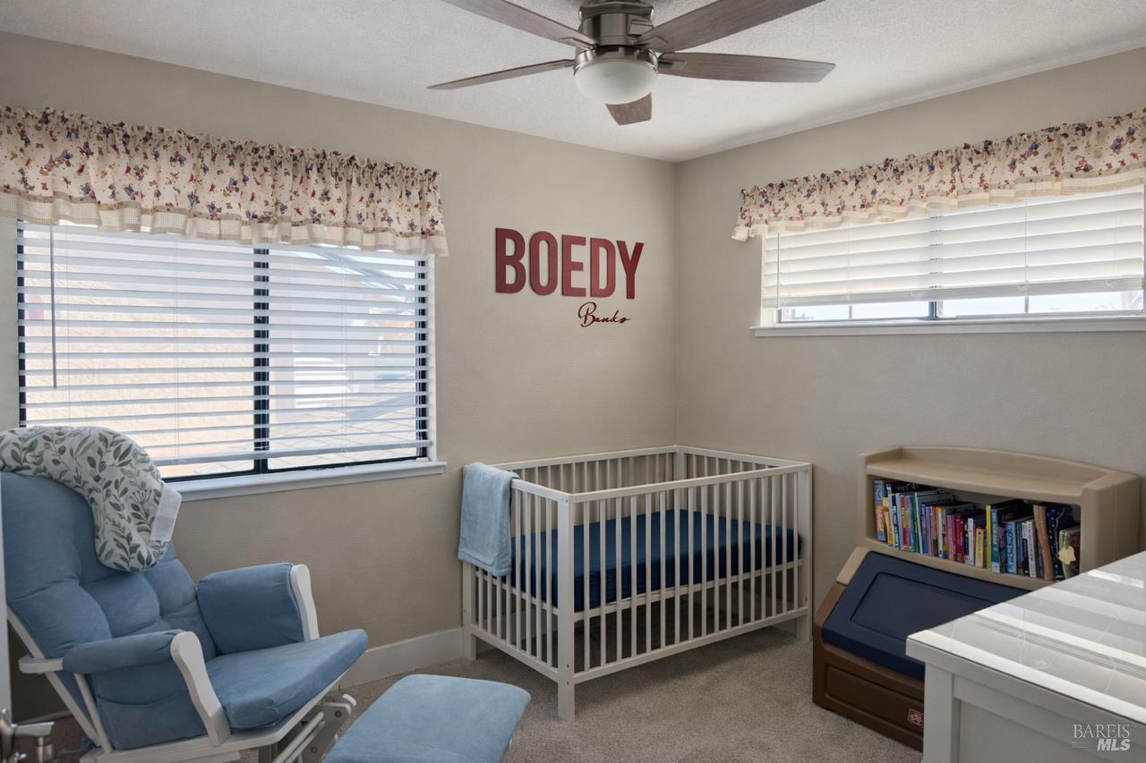 Detail Gallery Image 12 of 15 For 406 Lupine Cir, Vacaville,  CA 95687 - 3 Beds | 2/1 Baths