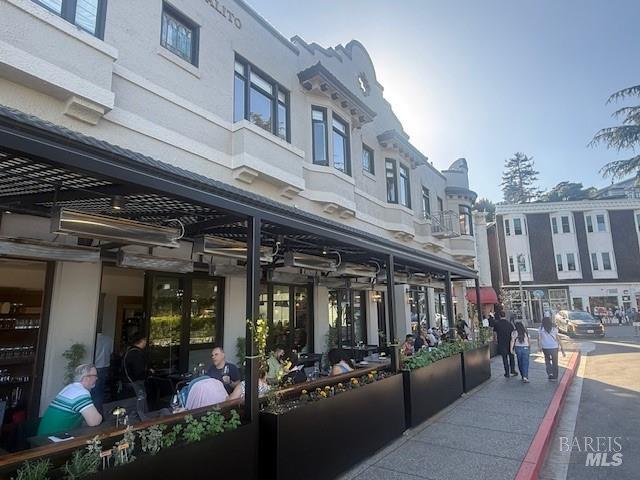 Detail Gallery Image 21 of 24 For 209 Cypress Pl, Sausalito,  CA 94965 - 2 Beds | 2 Baths