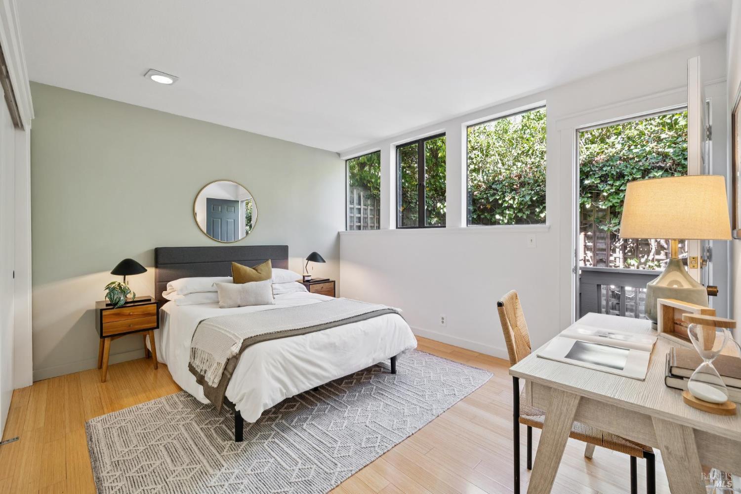 Detail Gallery Image 23 of 25 For 121 Professional Center Pkwy, San Rafael,  CA 94903 - 3 Beds | 2/1 Baths