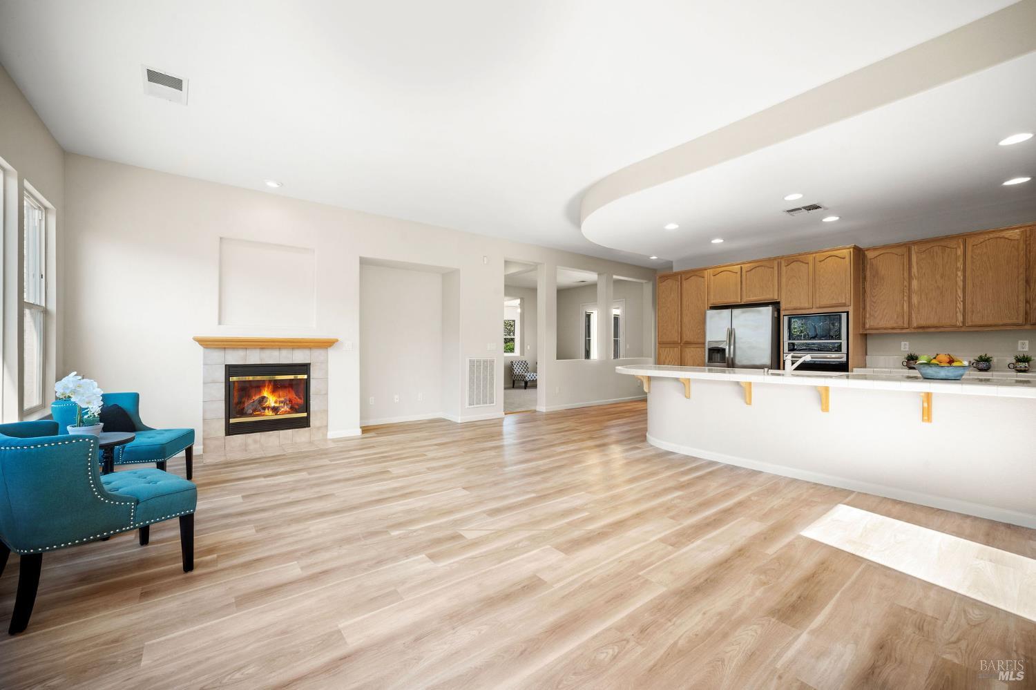 Detail Gallery Image 7 of 77 For 377 Shadow Creek Dr, Rio Vista,  CA 94571 - 2 Beds | 3/1 Baths