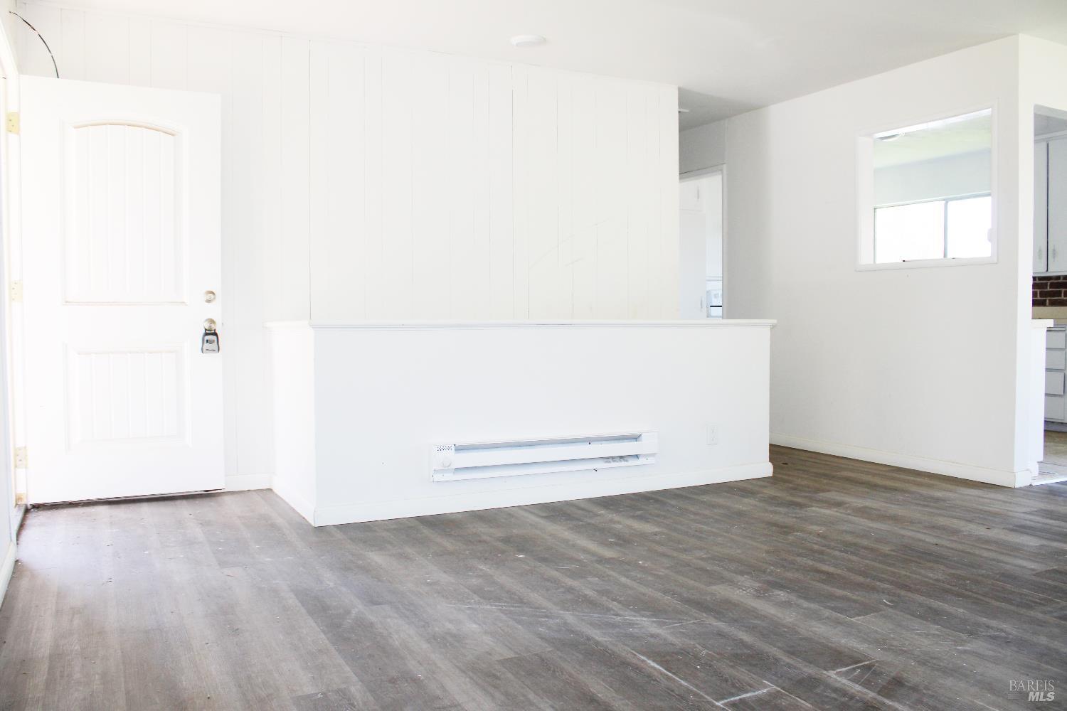 Detail Gallery Image 11 of 26 For 4083 Frye Ave, Clearlake,  CA 95422 - 3 Beds | 1/1 Baths