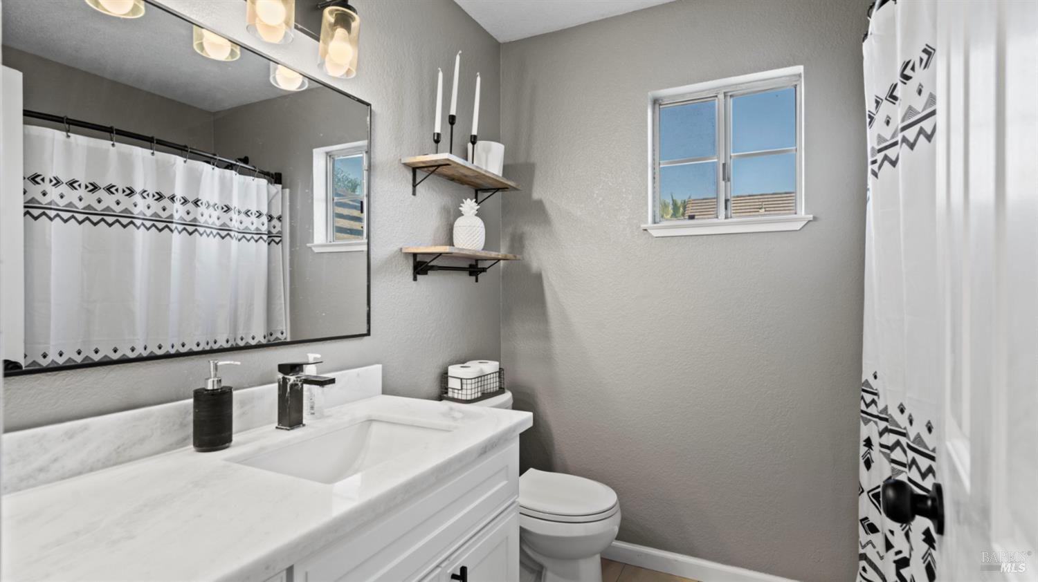 Detail Gallery Image 32 of 42 For 238 Harvest Dr, Vacaville,  CA 95687 - 4 Beds | 2/1 Baths
