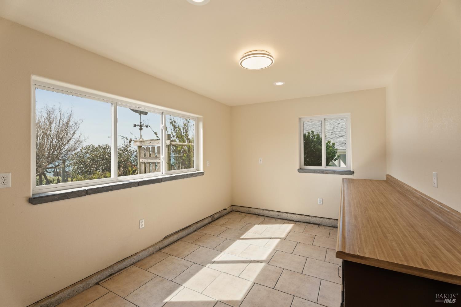 Detail Gallery Image 39 of 62 For 46701 Iversen Dr, Gualala,  CA 95445 - 2 Beds | 4/1 Baths