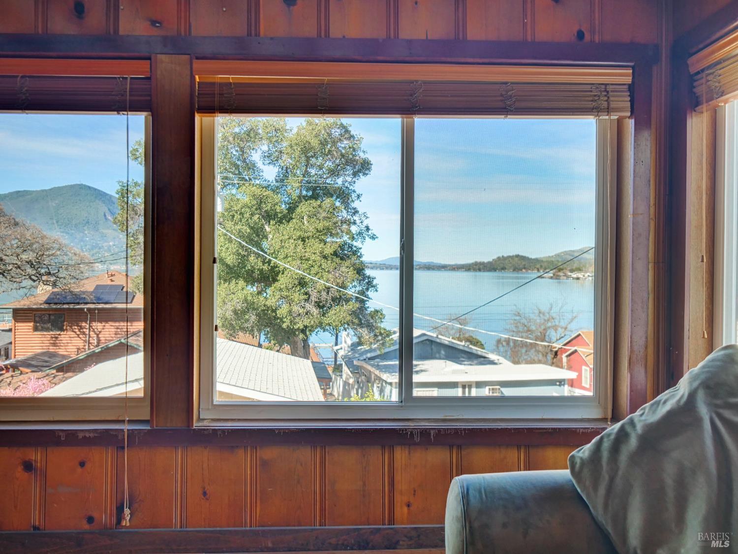 Detail Gallery Image 48 of 79 For 11485 Lakeshore Dr, Clearlake,  CA 95422 - 3 Beds | 1 Baths