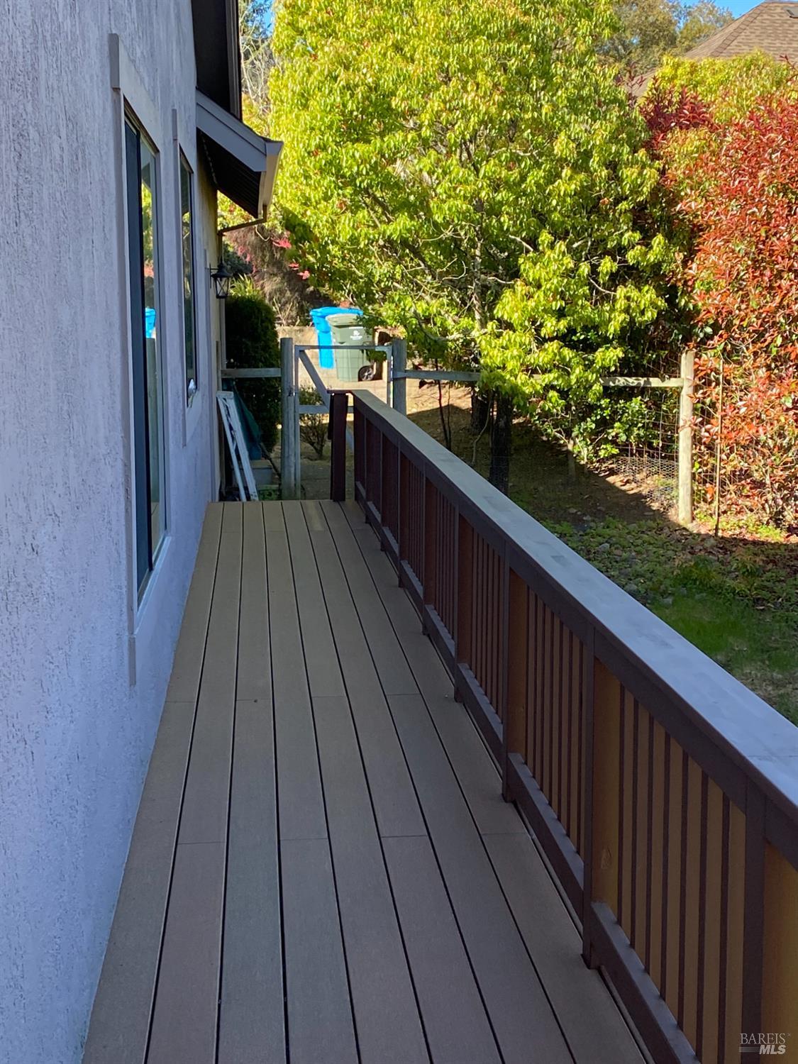 Detail Gallery Image 3 of 7 For 6271 Meadowstone Dr, Santa Rosa,  CA 95409 - 3 Beds | 2/1 Baths