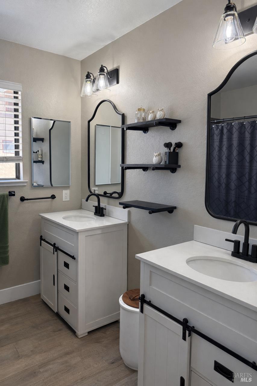 Detail Gallery Image 9 of 15 For 406 Lupine Cir, Vacaville,  CA 95687 - 3 Beds | 2/1 Baths