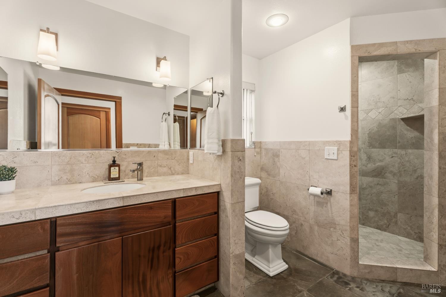 Detail Gallery Image 29 of 62 For 46701 Iversen Dr, Gualala,  CA 95445 - 2 Beds | 4/1 Baths