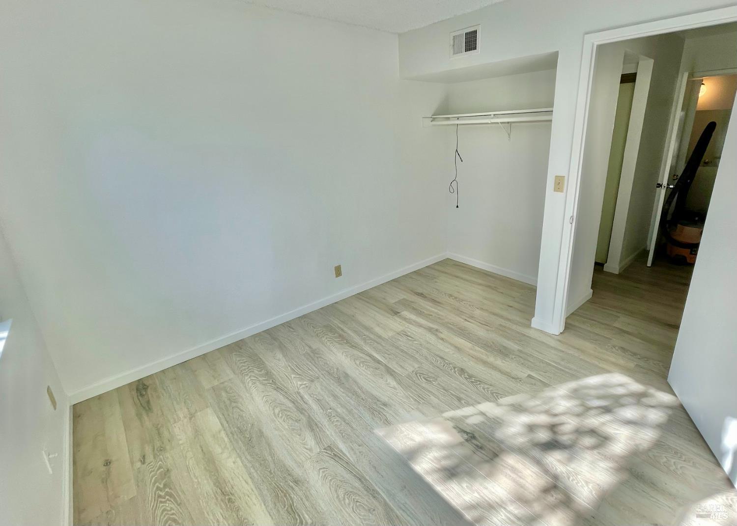 Detail Gallery Image 26 of 45 For 11 Dover Ct, Vallejo,  CA 94591 - 4 Beds | 2/1 Baths