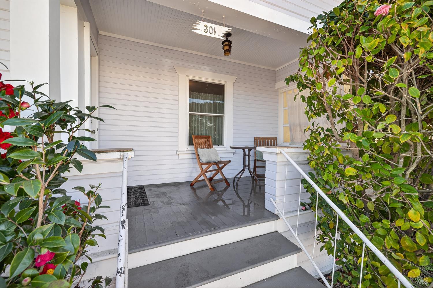 Detail Gallery Image 6 of 60 For 301 Broadway St, Petaluma,  CA 94952 - 2 Beds | 2 Baths