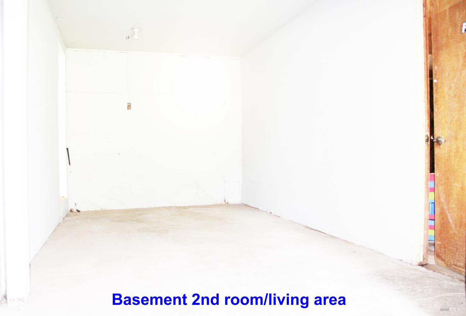 Detail Gallery Image 16 of 26 For 4083 Frye Ave, Clearlake,  CA 95422 - 3 Beds | 1/1 Baths