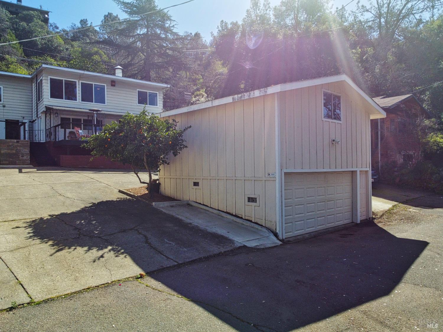 Listing Image at 11485 Lakeshore Dr, Clearlake, CA 95422-9779