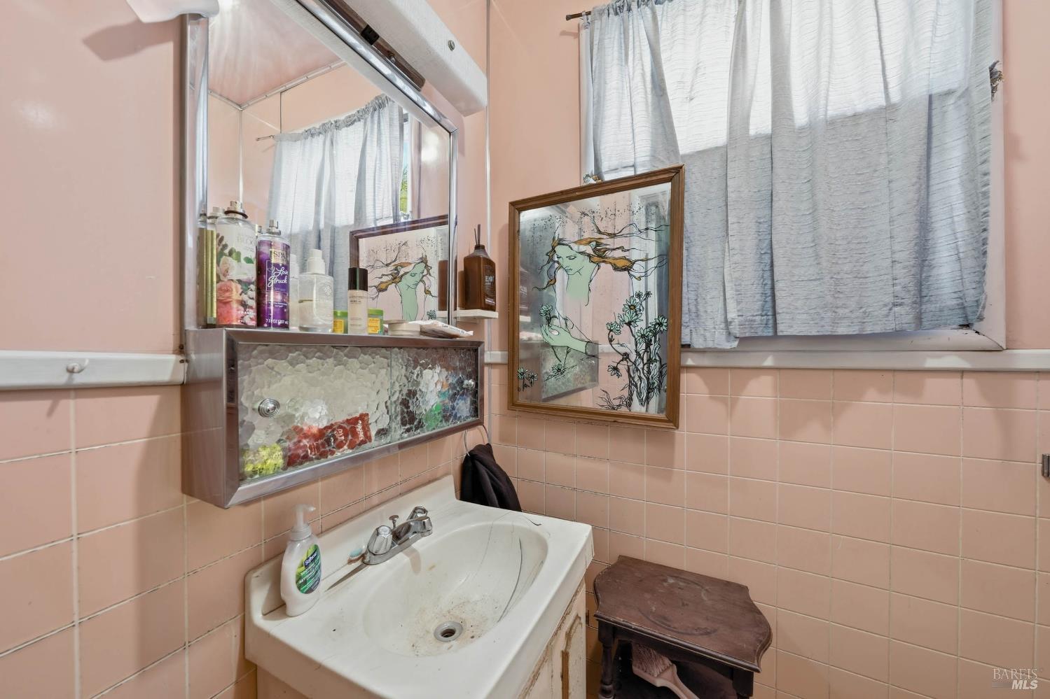 Detail Gallery Image 13 of 26 For 21129 Santa Clara Rd, Middletown,  CA 95461 - 3 Beds | 1/1 Baths