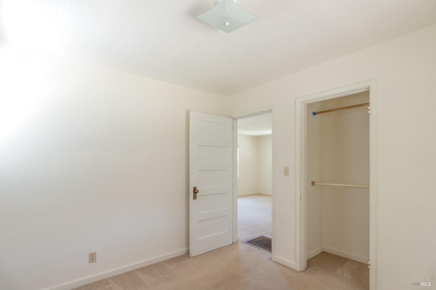 Detail Gallery Image 21 of 30 For 821 Healdsburg Ave, Healdsburg,  CA 95448 - – Beds | – Baths