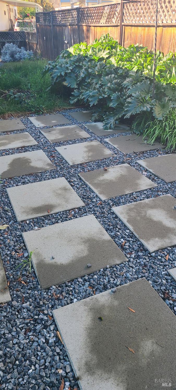 Detail Gallery Image 12 of 12 For 660 Leslie St 8, Ukiah,  CA 95482 - 1 Beds | 1 Baths