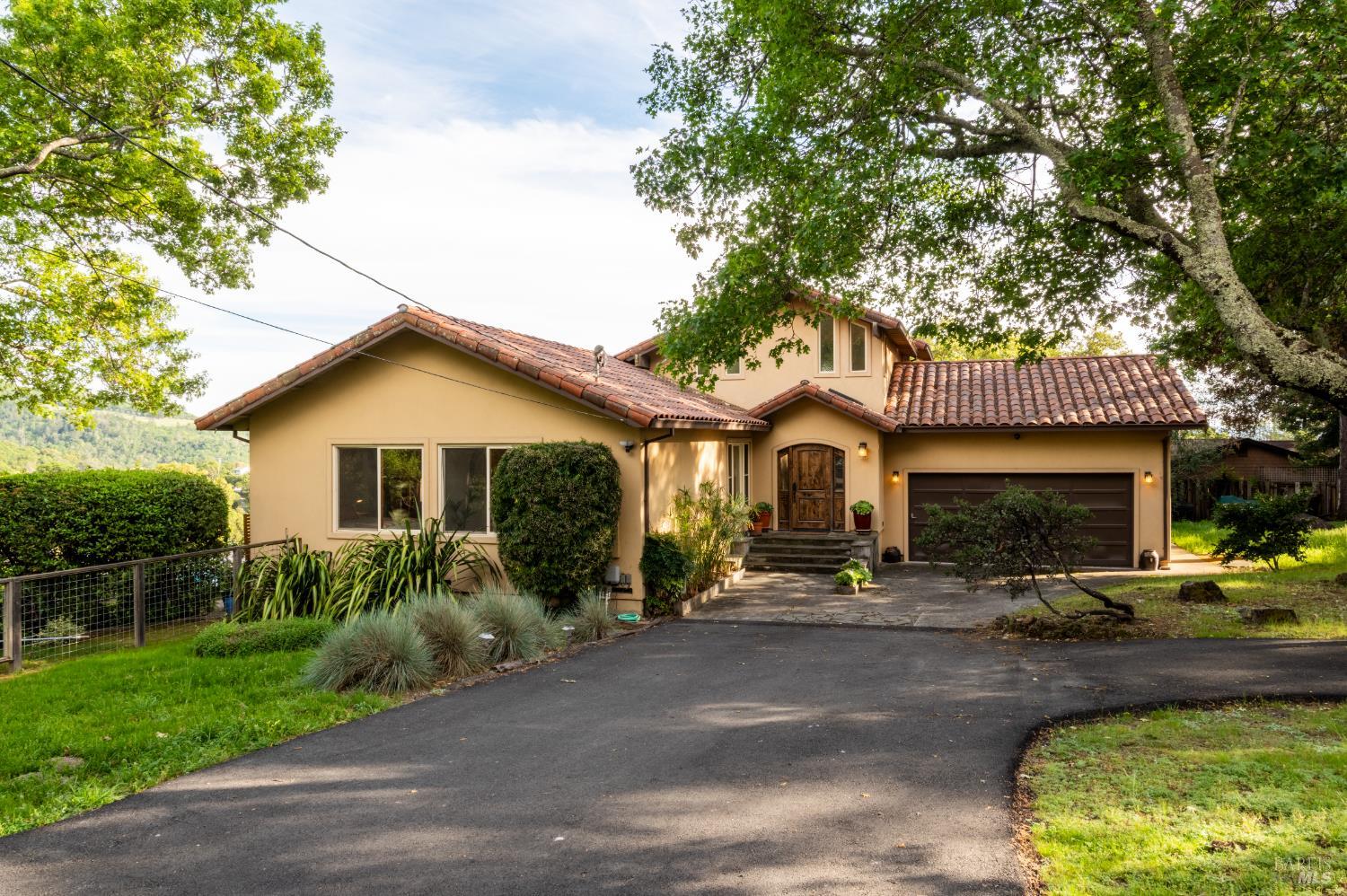 Detail Gallery Image 10 of 49 For 452 Chestnut Ave, Sonoma,  CA 95476 - 3 Beds | 2 Baths