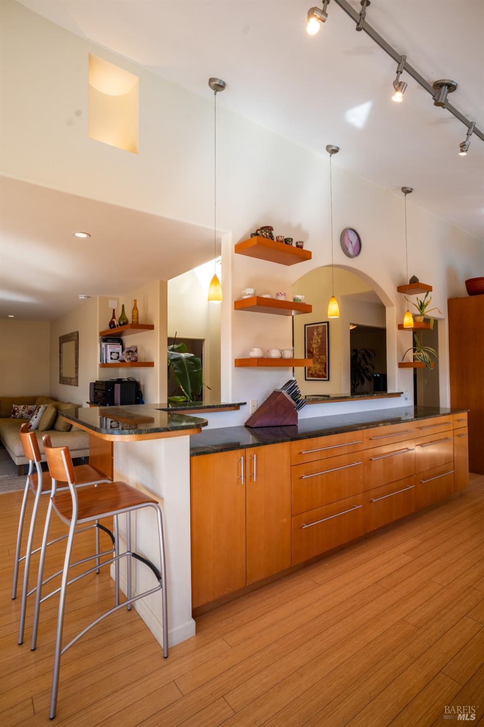 Detail Gallery Image 17 of 49 For 452 Chestnut Ave, Sonoma,  CA 95476 - 3 Beds | 2 Baths