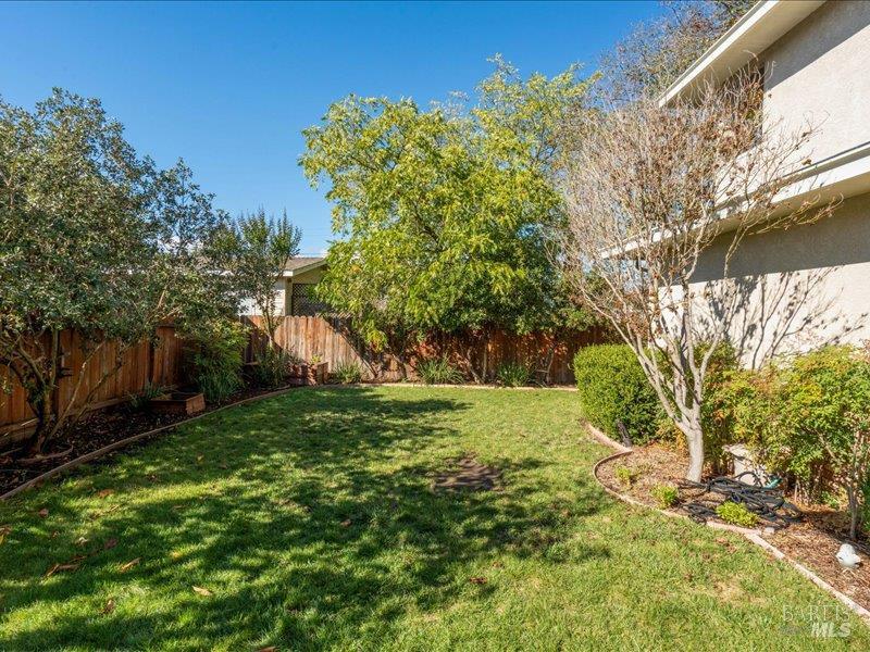 Detail Gallery Image 7 of 42 For 2108 Imola Ave a,  Napa,  CA 94559 - 3 Beds | 0 Baths