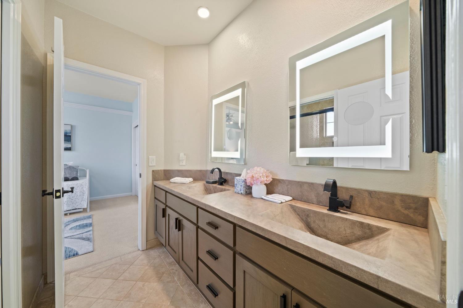 Detail Gallery Image 52 of 72 For 4706 Devonshire Pl, Santa Rosa,  CA 95405 - 5 Beds | 3 Baths