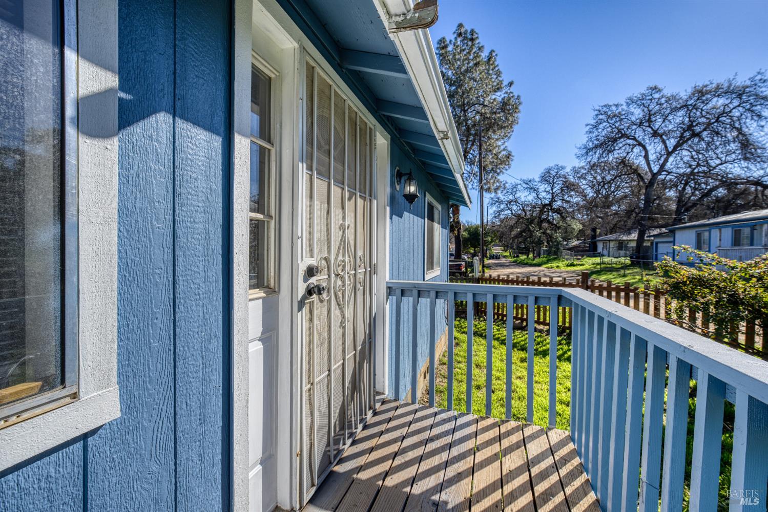 Detail Gallery Image 9 of 40 For 3990 Manchester Ave, Clearlake,  CA 95422 - 3 Beds | 1 Baths