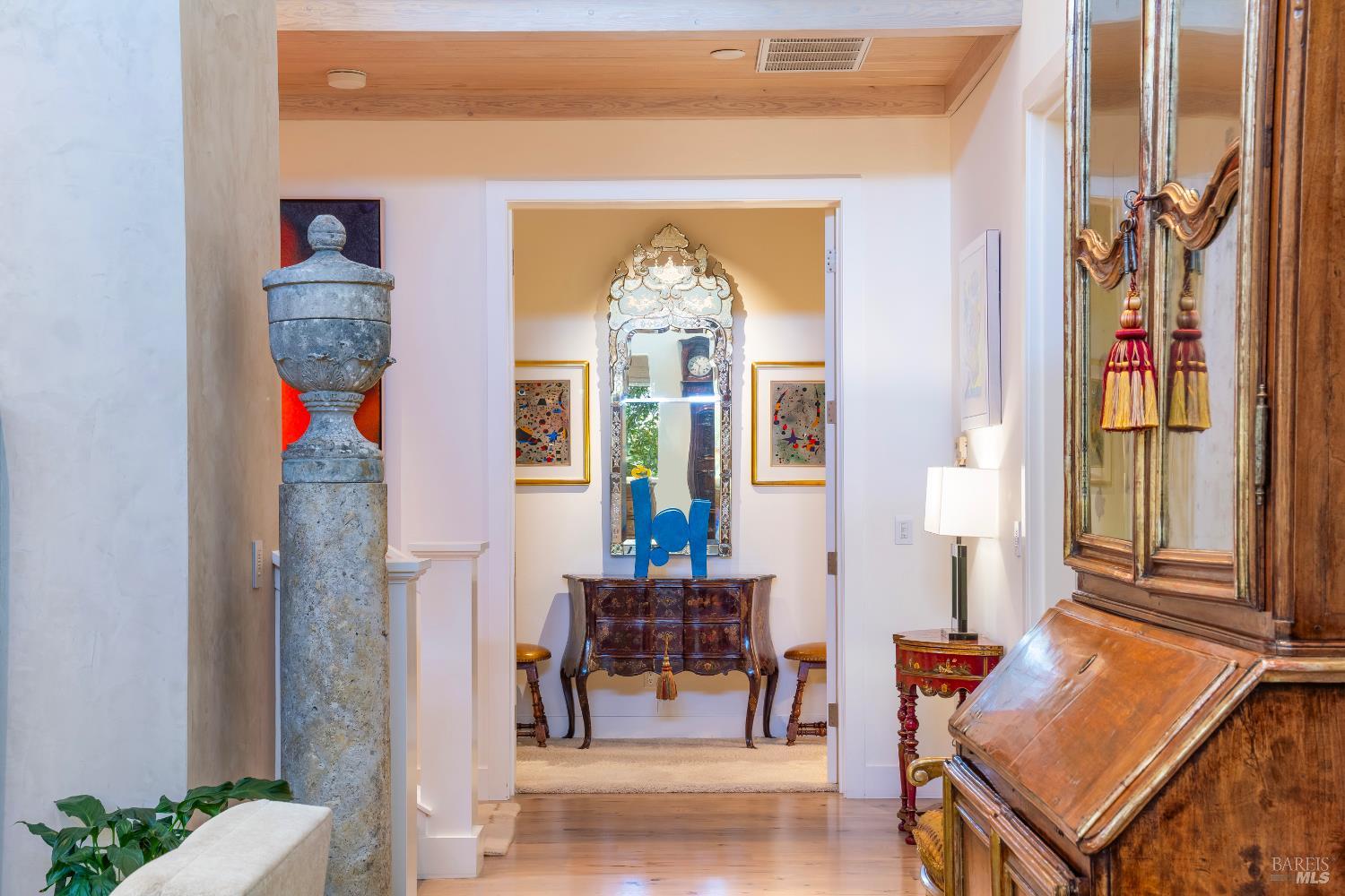 Detail Gallery Image 19 of 52 For 1551 Spring St, Saint Helena,  CA 94574 - 4 Beds | 4/1 Baths