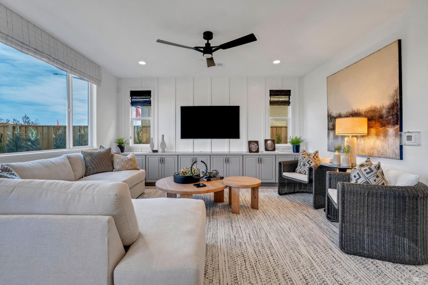 Detail Gallery Image 7 of 39 For 516 Eagle Cir, Oakley,  CA 94561 - 5 Beds | 3 Baths