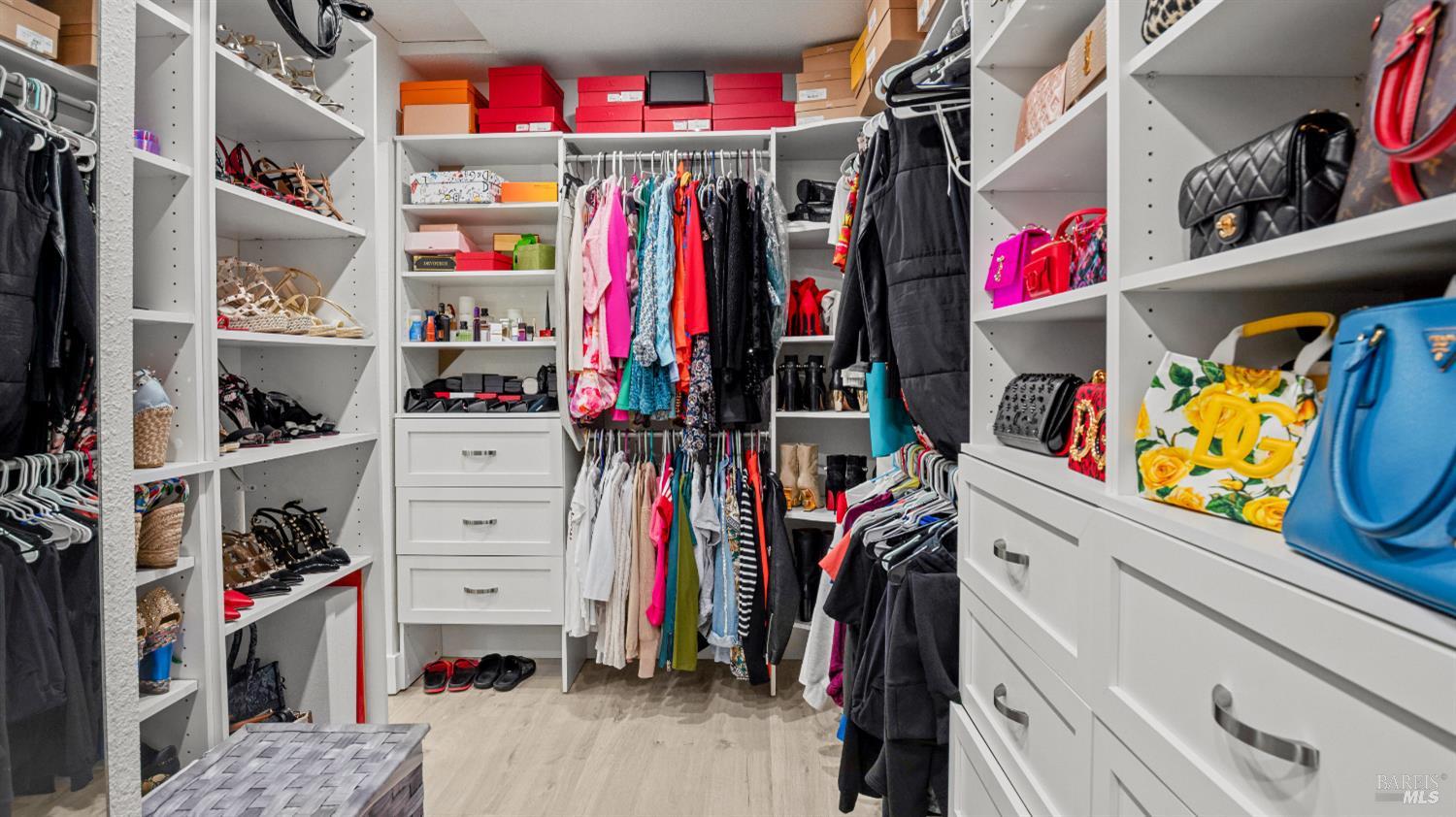 Detail Gallery Image 39 of 91 For 1081 Tamarisk Dr a,  Napa,  CA 94559 - 4 Beds | 3/1 Baths