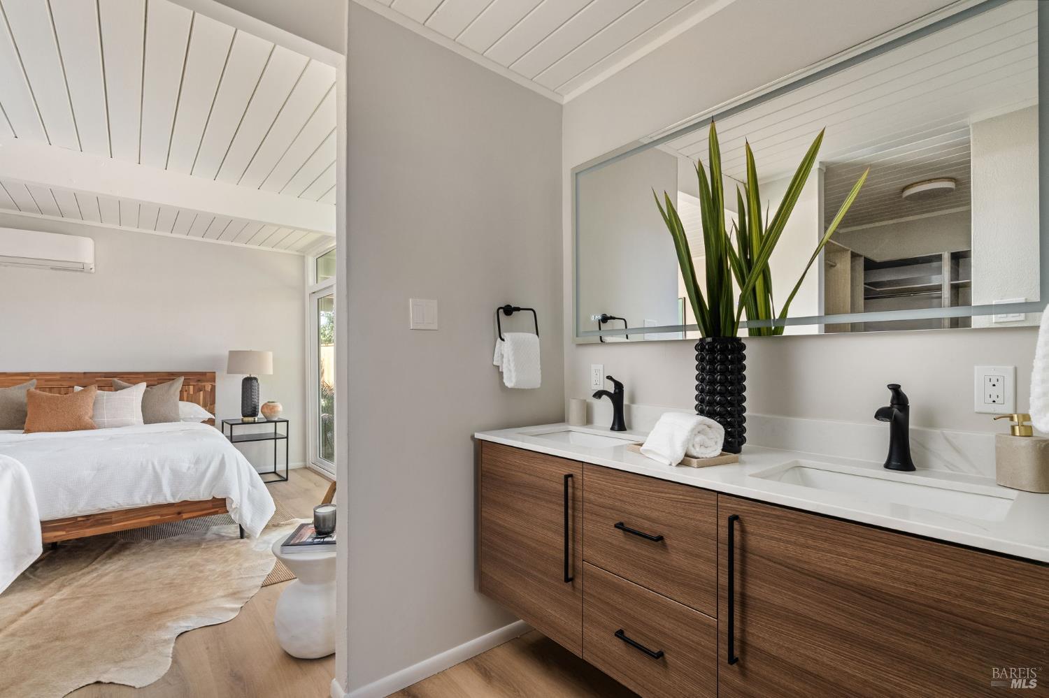 Detail Gallery Image 16 of 27 For 776 Montecillo Rd, San Rafael,  CA 94903 - 3 Beds | 2 Baths