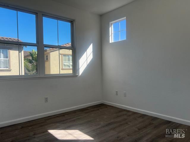 Detail Gallery Image 13 of 21 For 105 San Gabriel Ct, San Pablo,  CA 94806 - 3 Beds | 3 Baths