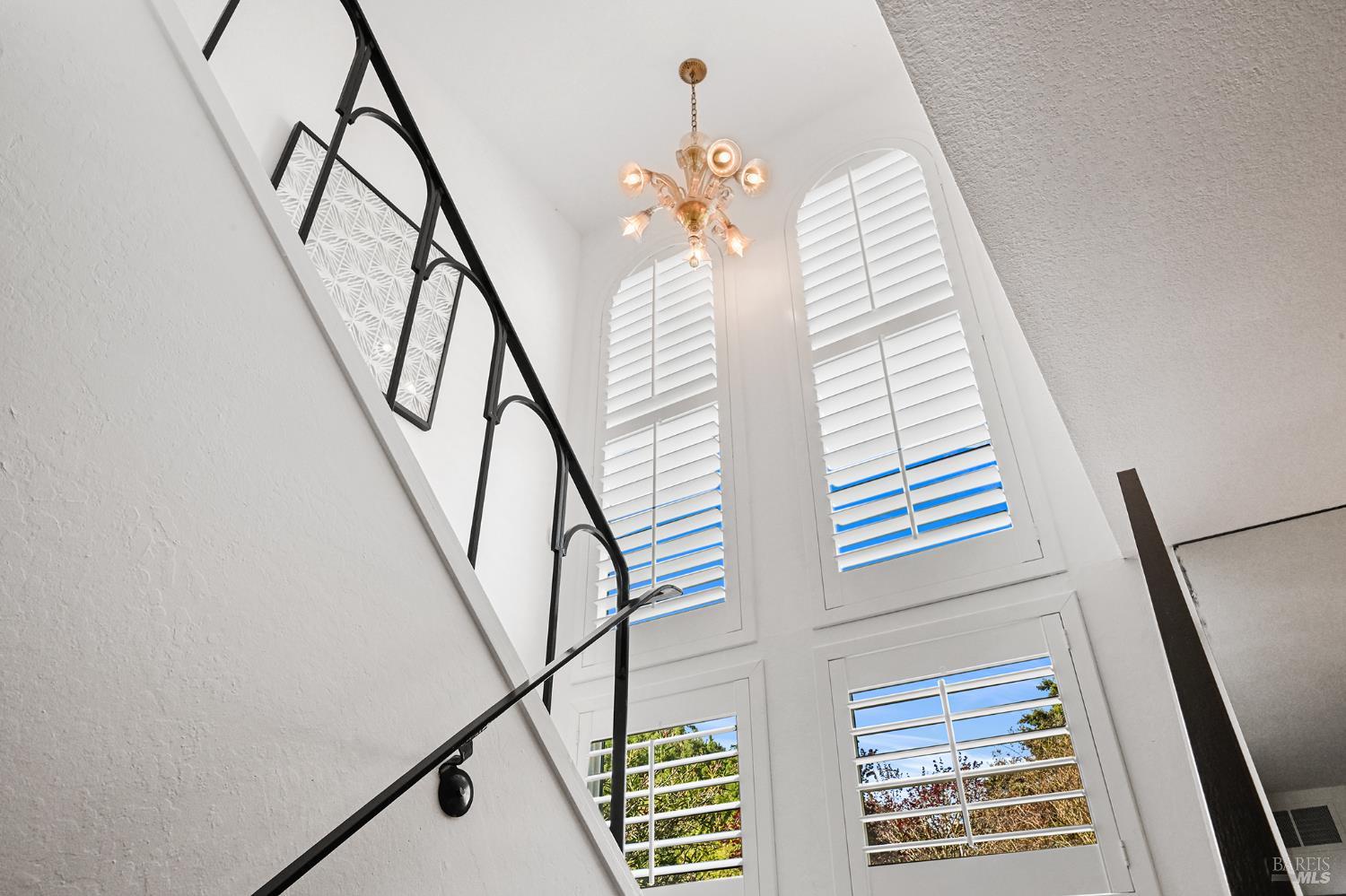 Detail Gallery Image 18 of 37 For 91 Grande Paseo Unkn, San Rafael,  CA 94903 - 4 Beds | 2/1 Baths