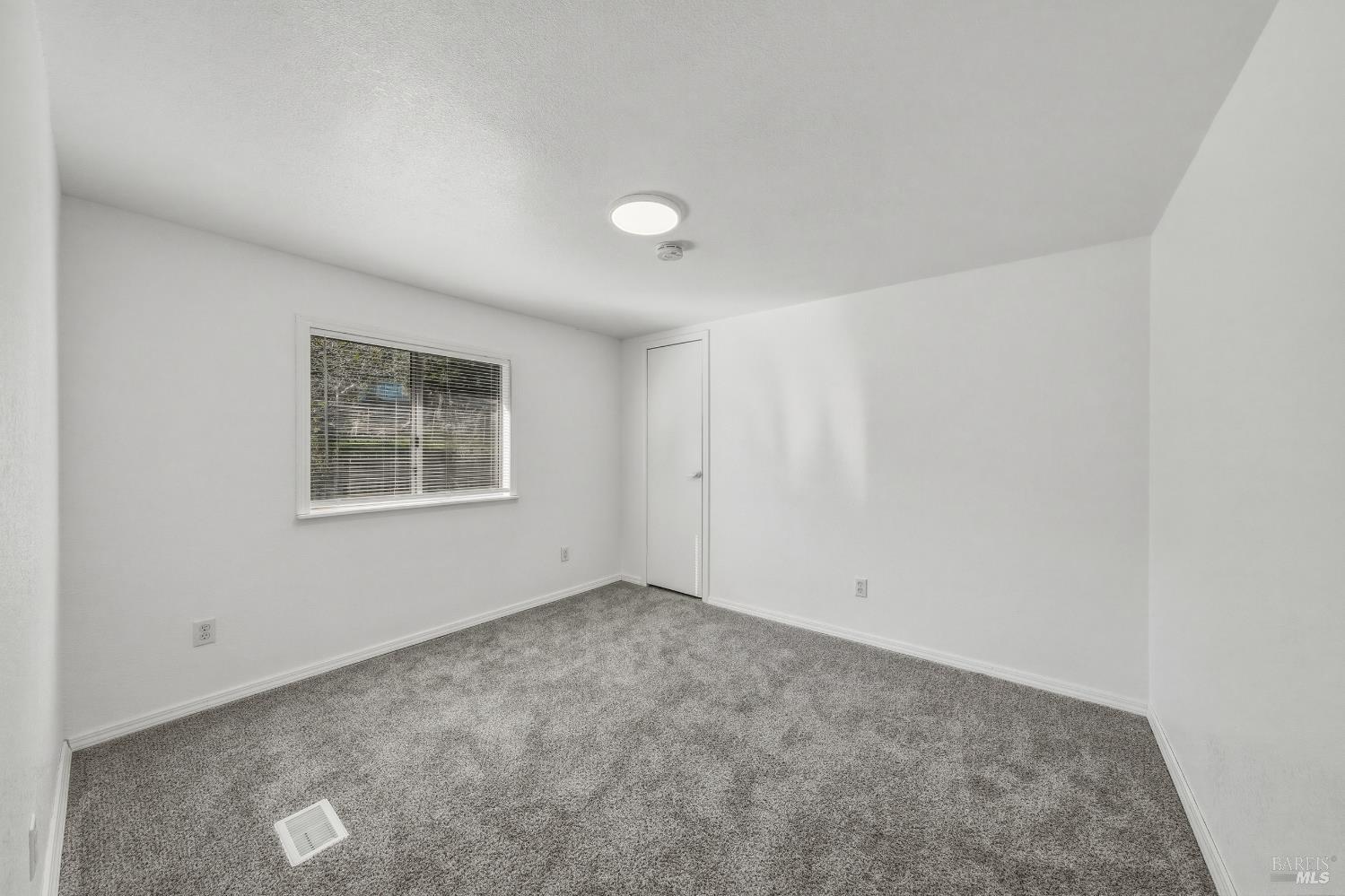 Detail Gallery Image 23 of 40 For 3990 Manchester Ave, Clearlake,  CA 95422 - 3 Beds | 1 Baths