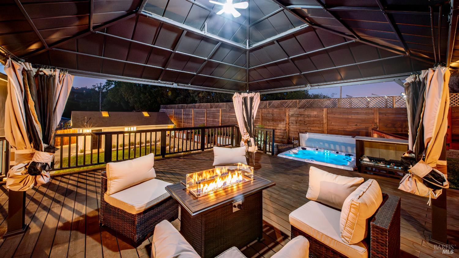 Detail Gallery Image 67 of 91 For 1081 Tamarisk Dr a,  Napa,  CA 94559 - 4 Beds | 3/1 Baths