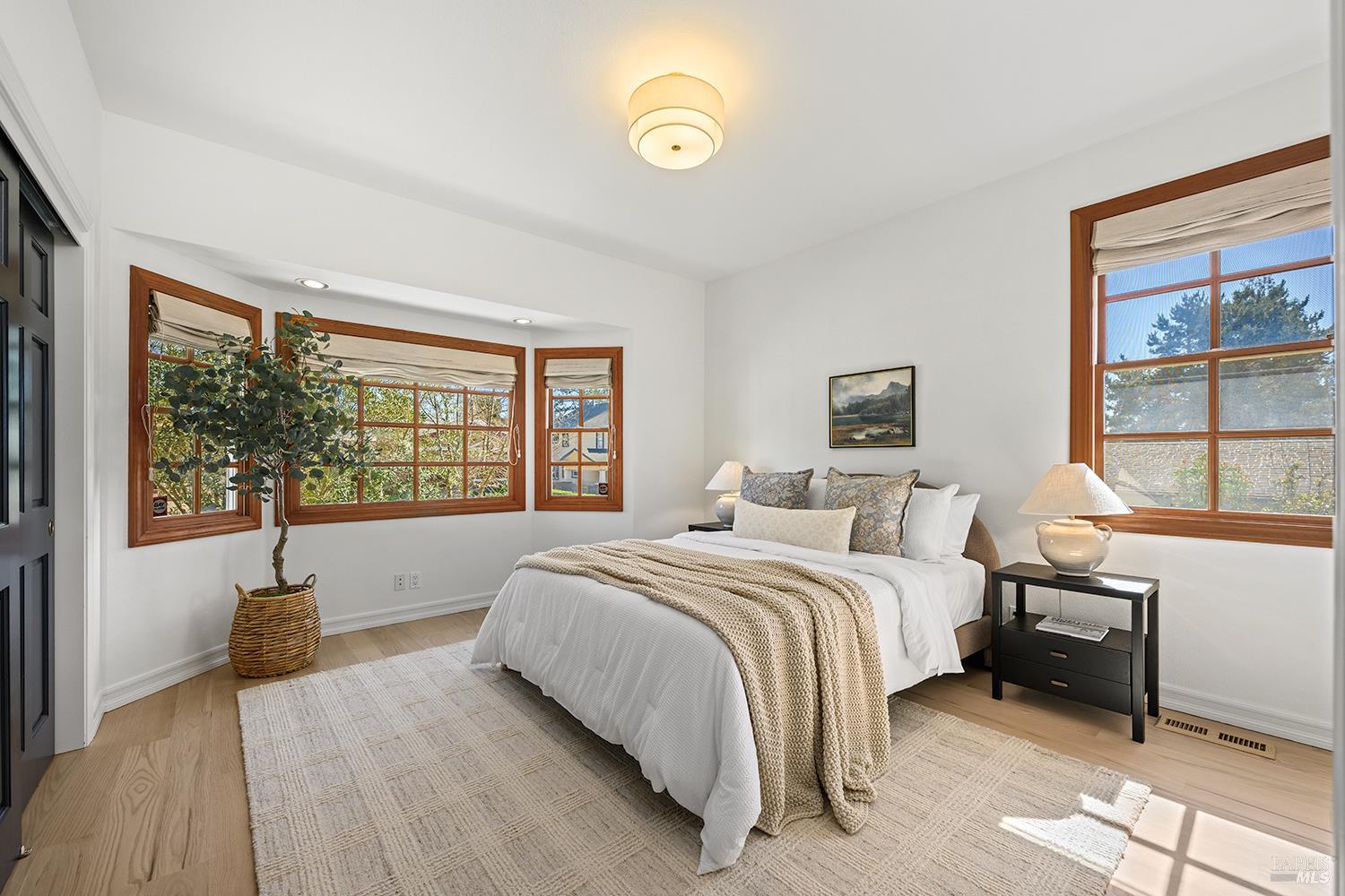 Detail Gallery Image 37 of 61 For 735 Johnson St, Healdsburg,  CA 95448 - 3 Beds | 2 Baths