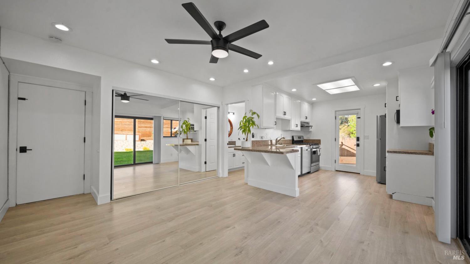 Detail Gallery Image 81 of 91 For 1081 Tamarisk Dr a,  Napa,  CA 94559 - 4 Beds | 3/1 Baths