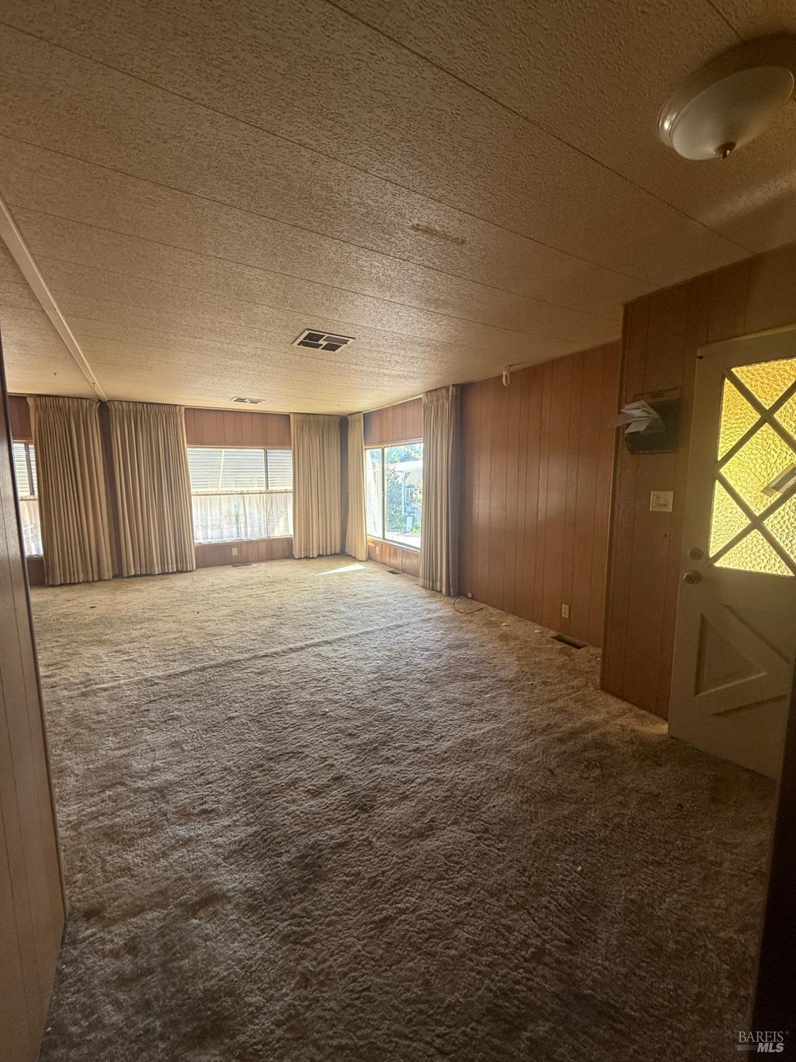 Detail Gallery Image 3 of 47 For 88 Coronado Cir 97, Santa Rosa,  CA 95409 - 2 Beds | 2 Baths