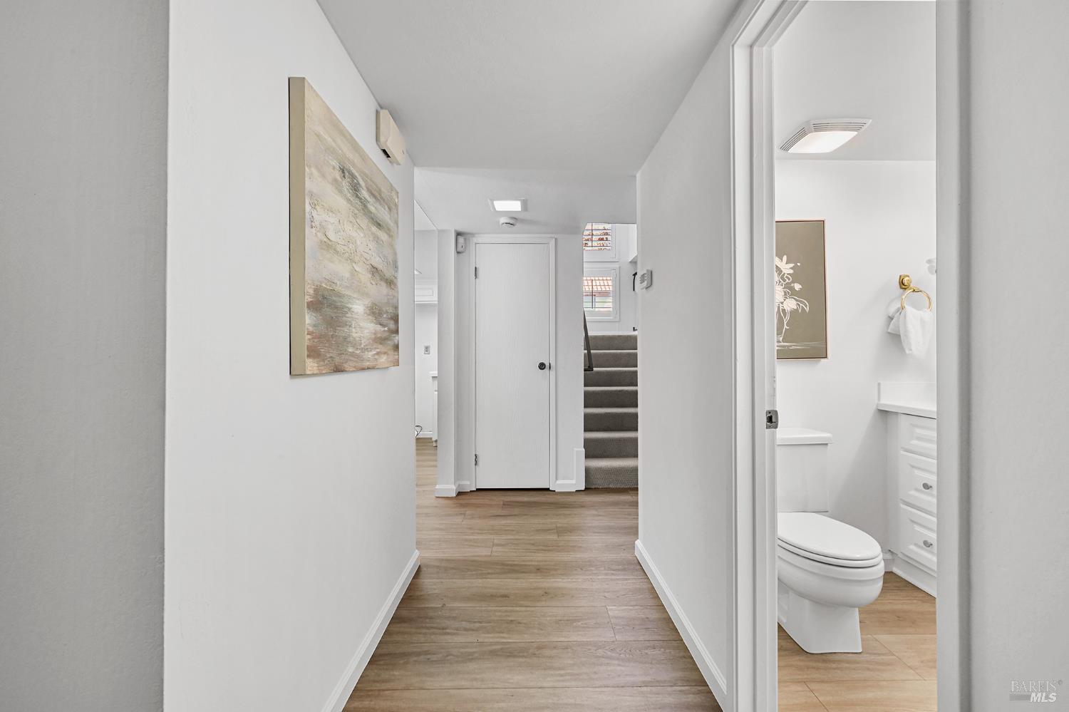 Detail Gallery Image 8 of 37 For 91 Grande Paseo Unkn, San Rafael,  CA 94903 - 4 Beds | 2/1 Baths