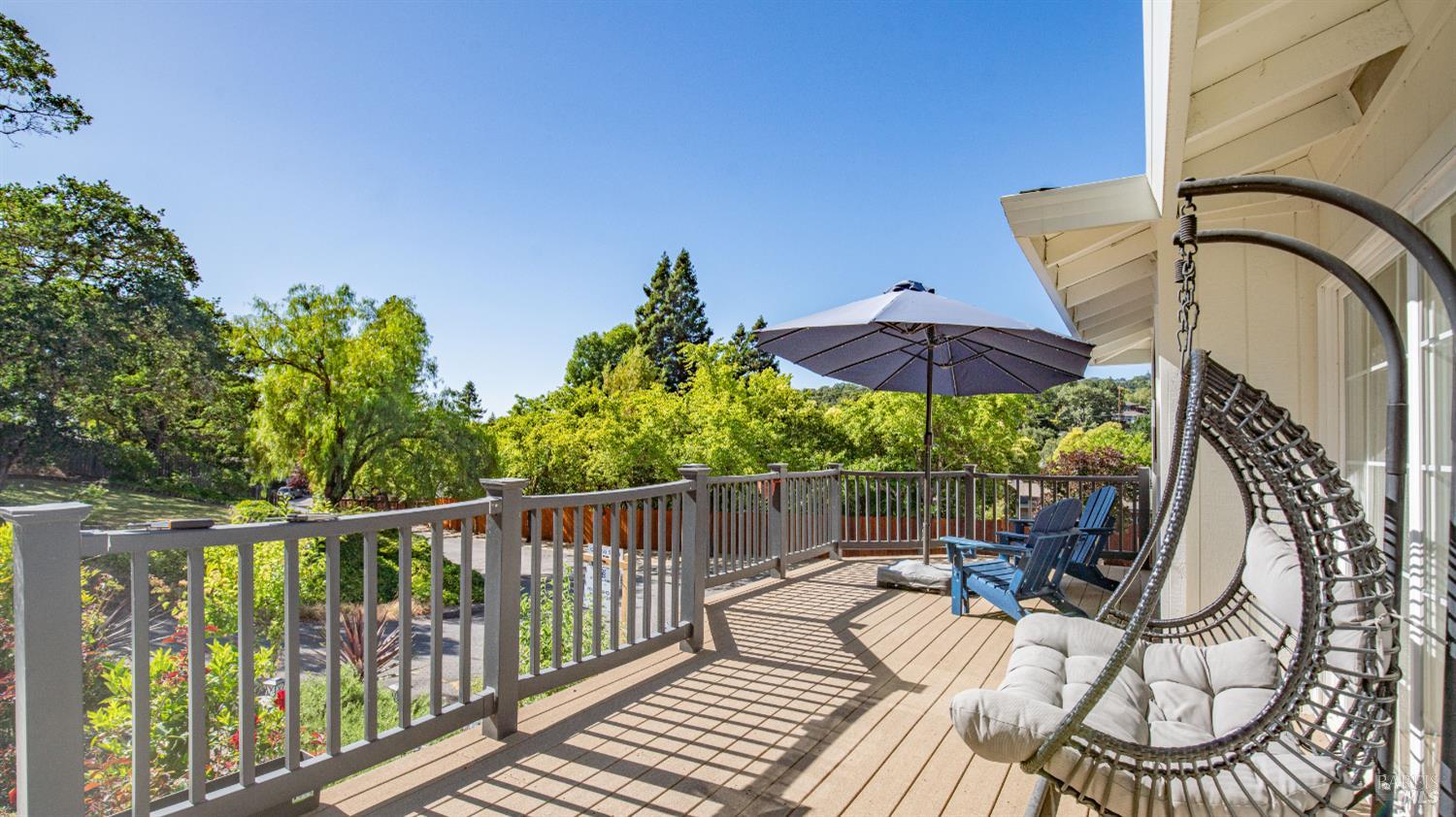 Detail Gallery Image 9 of 91 For 1081 Tamarisk Dr a,  Napa,  CA 94559 - 4 Beds | 3/1 Baths