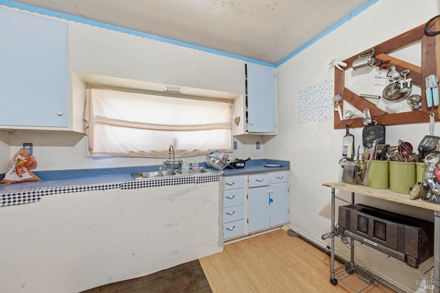 Detail Gallery Image 7 of 26 For 21129 Santa Clara Rd, Middletown,  CA 95461 - 3 Beds | 1/1 Baths