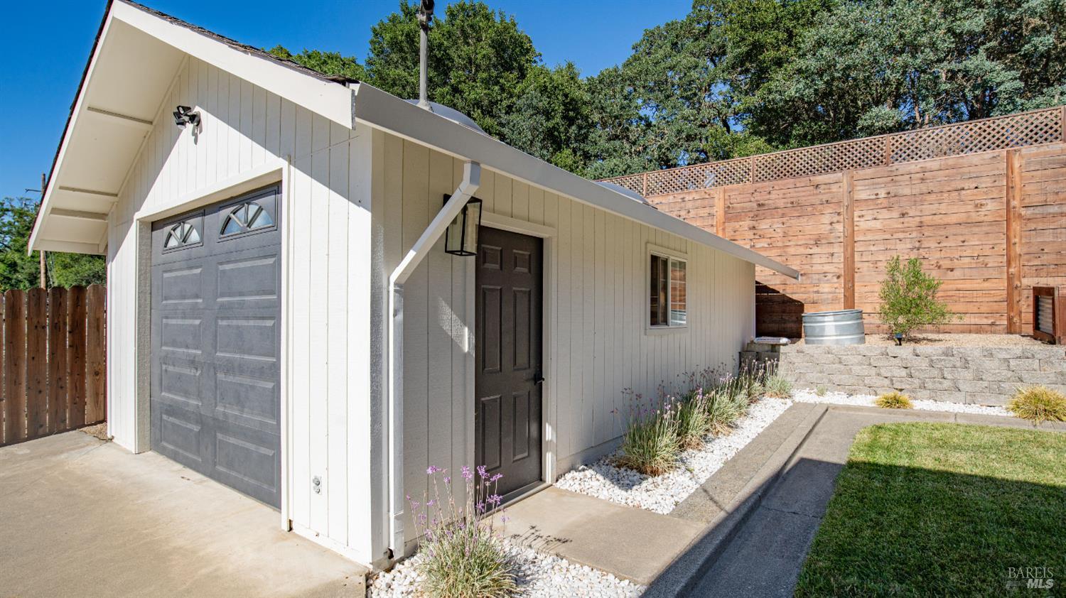 Detail Gallery Image 59 of 91 For 1081 Tamarisk Dr a,  Napa,  CA 94559 - 4 Beds | 3/1 Baths