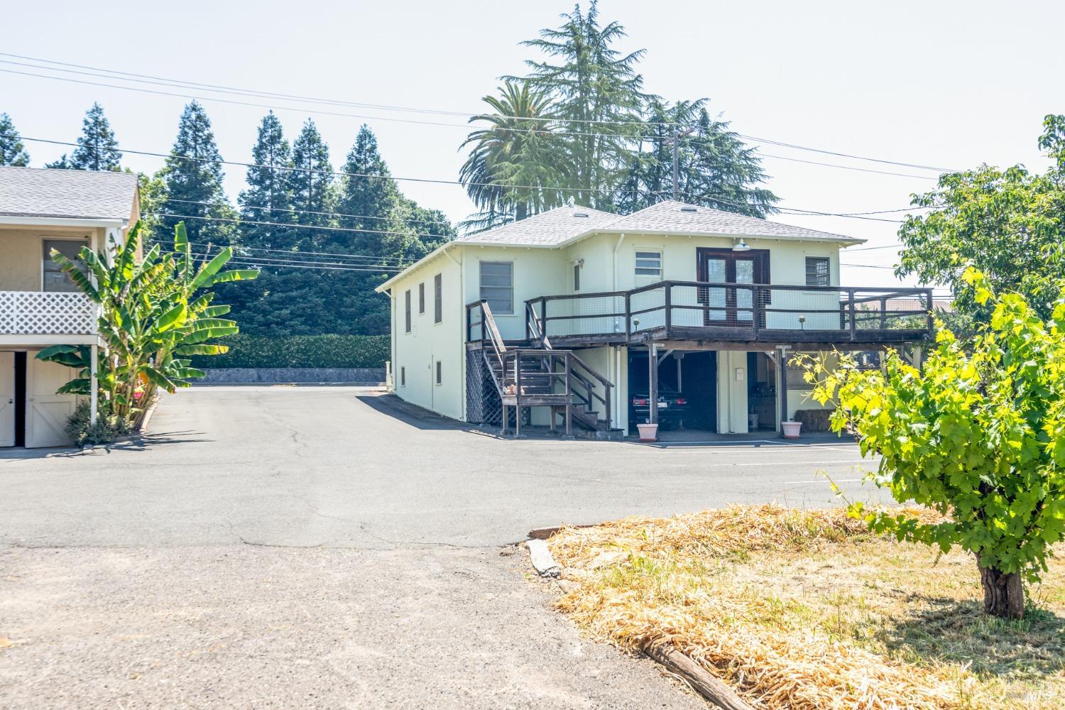 Detail Gallery Image 10 of 30 For 821 Healdsburg Ave, Healdsburg,  CA 95448 - – Beds | – Baths