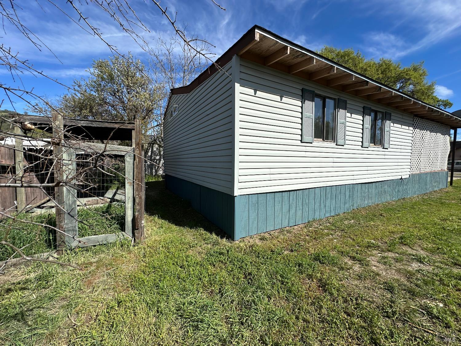 Detail Gallery Image 19 of 20 For 12880 4th. St, Clearlake Oaks,  CA 95423 - 2 Beds | 2 Baths