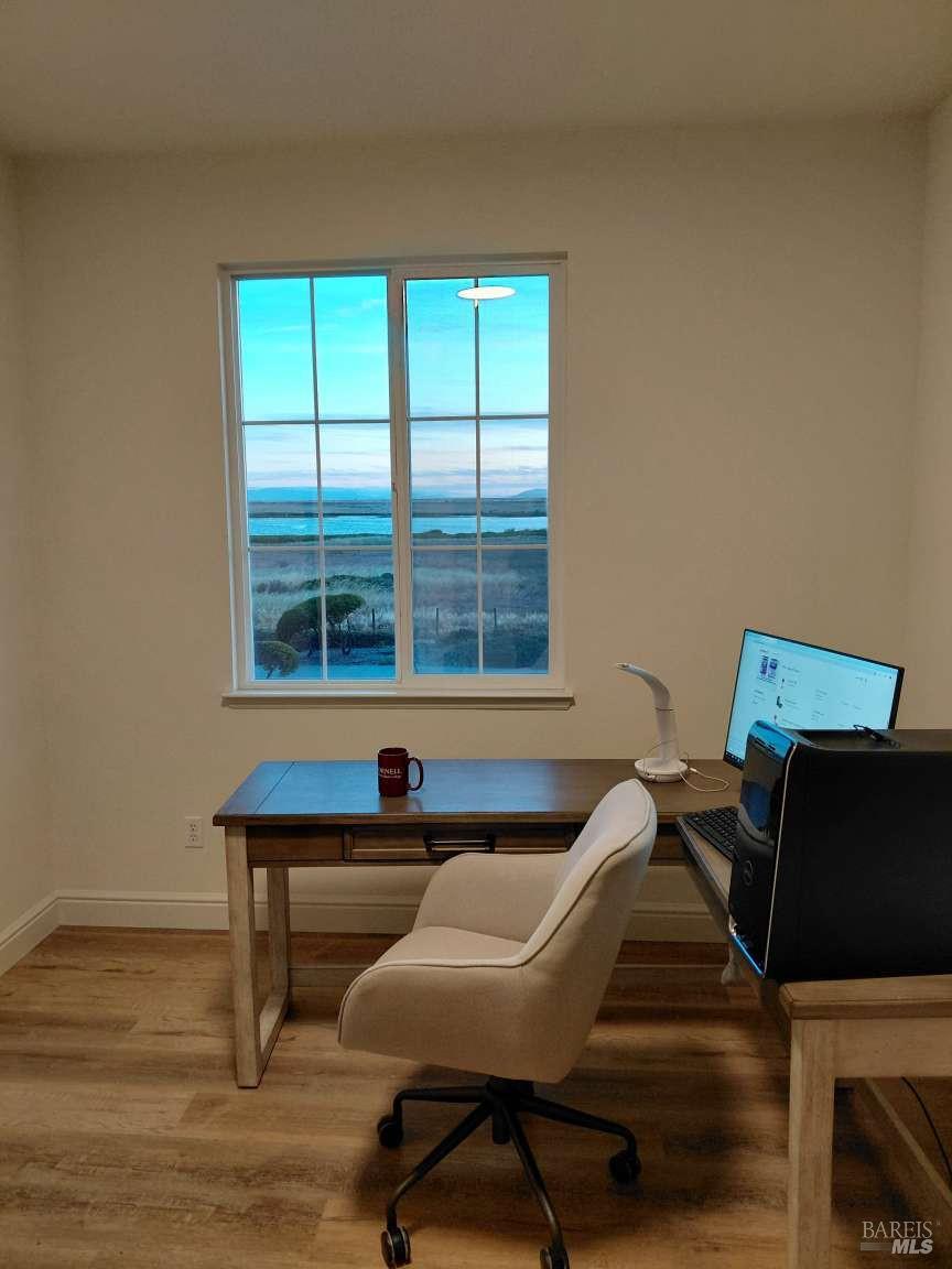 Detail Gallery Image 19 of 26 For 528 Wetlands Edge Rd, American Canyon,  CA 94503 - 4 Beds | 2/1 Baths