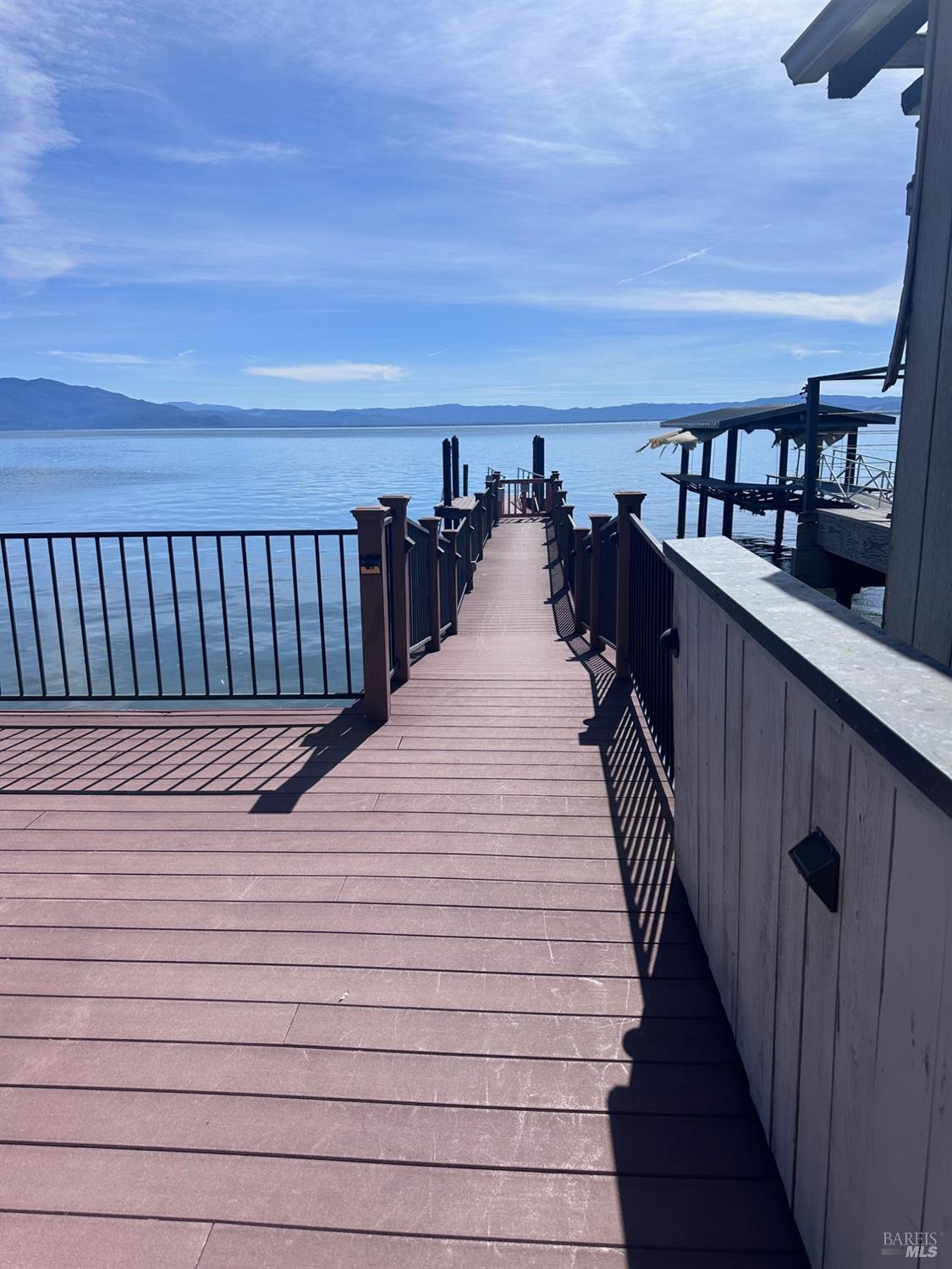 Detail Gallery Image 10 of 14 For 3219 Lakeshore Blvd, Nice,  CA 95464 - 2 Beds | 1/1 Baths