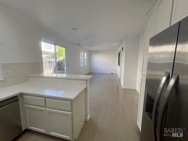 Detail Gallery Image 5 of 21 For 105 San Gabriel Ct, San Pablo,  CA 94806 - 3 Beds | 3 Baths