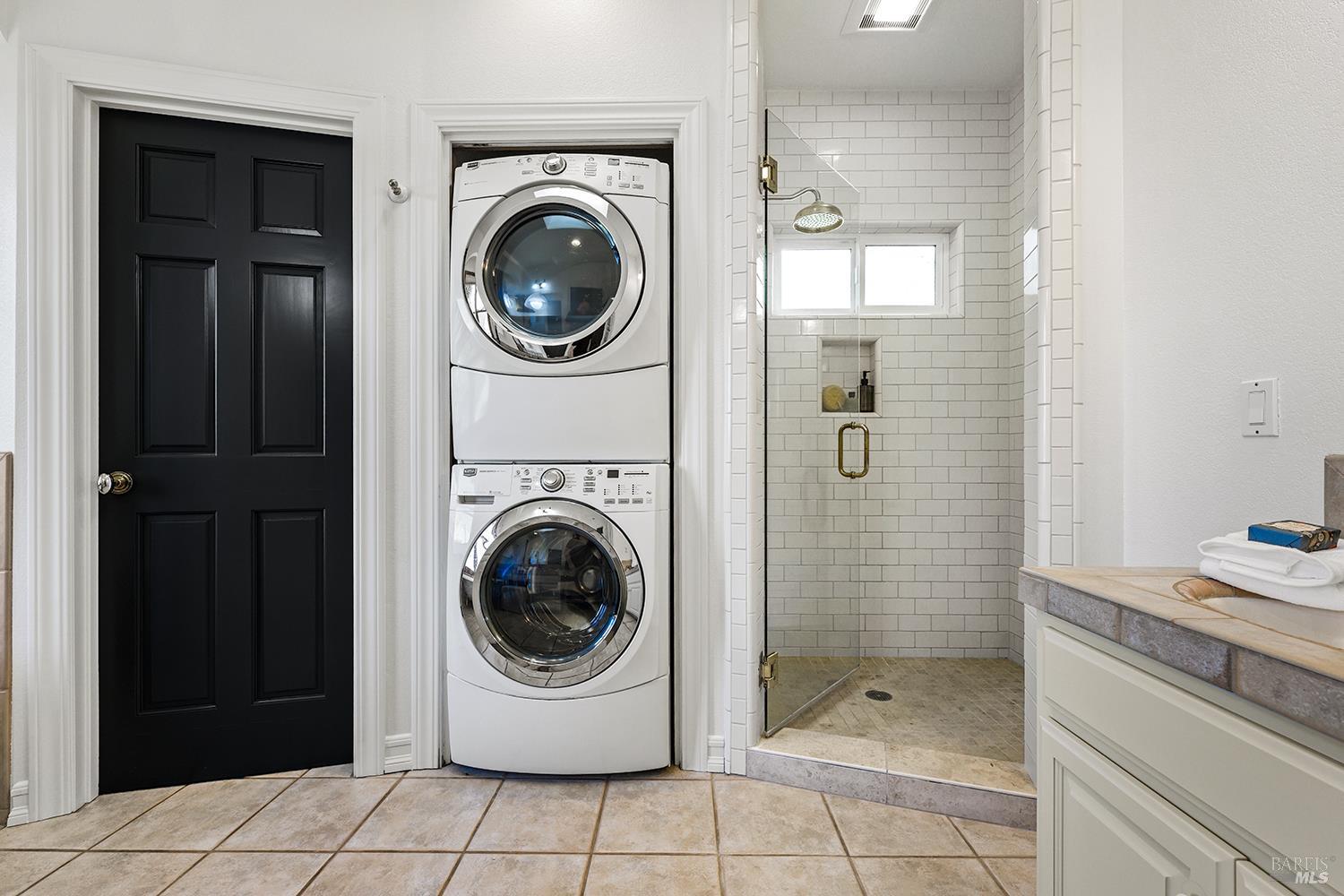 Detail Gallery Image 35 of 61 For 735 Johnson St, Healdsburg,  CA 95448 - 3 Beds | 2 Baths