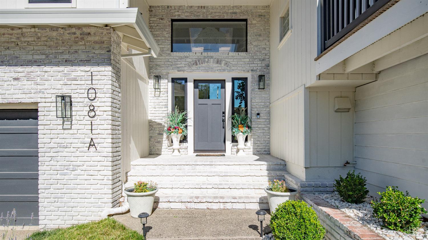 Detail Gallery Image 10 of 91 For 1081 Tamarisk Dr a,  Napa,  CA 94559 - 4 Beds | 3/1 Baths